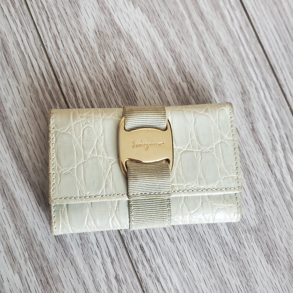 Ferregamo Bundle - Picture 6 of 16